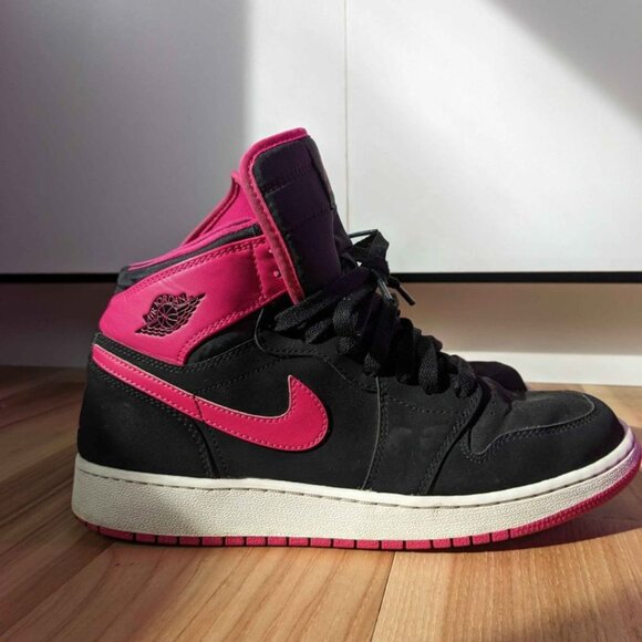 Jordan 1 Mid Black & Pink GS - Picture 1 of 6
